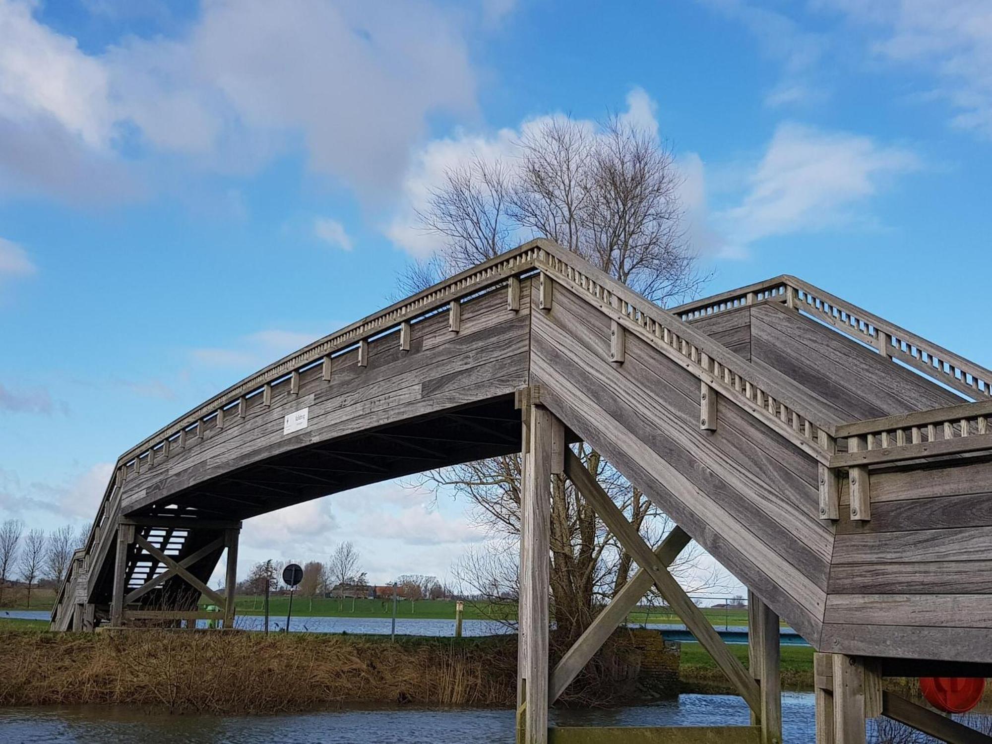 Spacious Holiday Home With Pond In Poperinge Roesbrugge-Haringe Eksteriør bilde